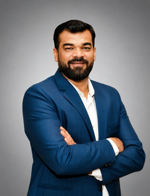 Rohit Chauhan, Financial Consultant